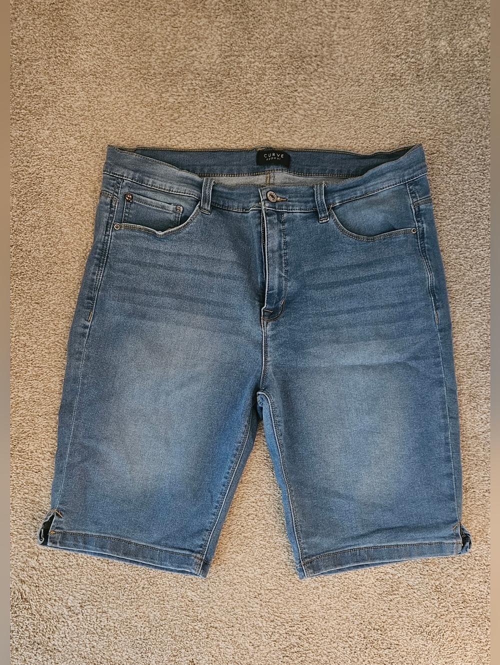 Curve Appeal Women's Light Blue Denim Bermuda Shorts